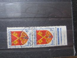 VEND BEAUX TIMBRES DE FRANCE N° 1047 EN PAIRE + BDF , COULEURS DECALEES !!! - Gebraucht