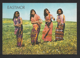 Timor Oriental Carte Postale C. 1980 Costume Traditionnel East Timor Postcard Traditional Costume - Timor Orientale