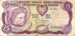 CYPRUS 5 LIRA -POUNDS PURPLE WOMAN HEAD FRONT BUILDING CASTLE DATED 01-06-1979 P47 F+ READ DESCRIPTION !! - Chypre