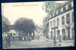 Cpa Du 22  Pontrieux Un Coin De La Place De La Mairie      AVR20-138 - Pontrieux
