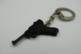 Vintage TOY GUN :  SCHICK LUGER P08 - L=4,5cm - Keychain 1960s - Keywords : Cap - Cork Gun - Rifle - Revolver - Pistol - Sammlerwaffen