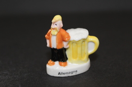 Delcampe - Fève De La Série PARTEZ A LA CONQUÈTE DE L'EUROPE ( Pasquier ) - Allemagne ( Bière ) - Alcara 2001 - (Réf. 011) - Pays