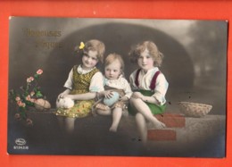 ZAL-30  Joyeuses Pâques. Trois Enfants  Avec Des Oeufs.   Circulé En 1919 Vers Tramelan - Ostern