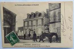 C. P. A. : 79 LE BOURDET : Place Du Centre, Cheval, Animé, Timbre En 1912 - Mauze Sur Le Mignon