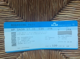 KLM ROYAL DUTCH AIRLINES  CARTE D’EMBARQUEMENT BOARDING PASS   Vienne>Paris - Carte D'imbarco