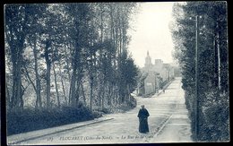 Cpa Du 22 Plouaret La Rue De La Gare    AVR20-115 - Plouaret