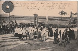 29 - Carte Postale Ancienne En Bretagne   Le Folgoet   Arrivée De La Procession - Personen