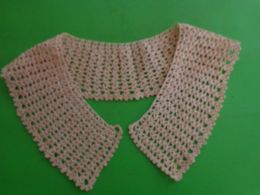 Faux Col Au Crochet Coloris Ecru - Sonstige & Ohne Zuordnung