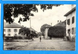 COV1051, Goumoëns-la-Ville Près Echallens, Rue Dessus , Animée, 5283, E. Steiner, Circulée 1924 Poste De Campagne - Échallens