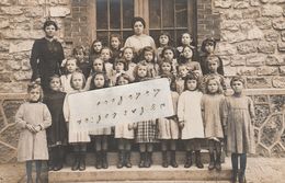 CREPY En VALOIS - Ecole De Filles En 1920  ( Carte Photo ) - Crepy En Valois