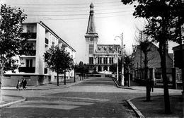 Liévin * Rue Et Hôtel De Ville - Lievin