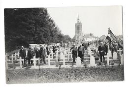 FERE EN TARDENOIS (02) Carte Photo Cérémonie Cimetière Militaire Animation - Fere En Tardenois