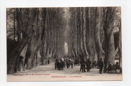 - CPA PERPIGNAN (66) - Les Platanes (belle Animation) - Edition Brun - - Perpignan