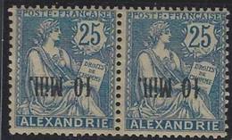 VO 445 Alexandrie Postes  N° 42 B 10mill Sur 25c Mouchon Bleu Paire Surcharge Renversée (1 Ex *) Qualité: ** Cote: 150 € - Unused Stamps