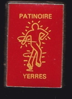 65458-Pin's-Patinoire.Yerres - Essonne.signé 19A - Skating (Figure)