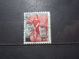 VEND BEAU TIMBRE DE FRANCE N° 1216 , ROUGE FONCE DECALE A GAUCHE !!! - Gebraucht