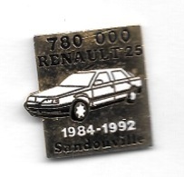 Pin's  Ville, Automobile  RENAULT  25, 780000  RENAULT  25  1984 - 1992  à  SANDOUVILLE  ( 76 ) - Renault