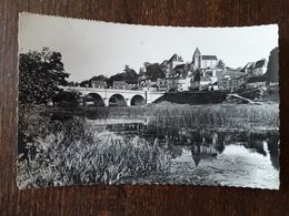 L22/1490 LE BLANC , Le Vieux Château Et Le Pont Sur La Creuse - Le Blanc