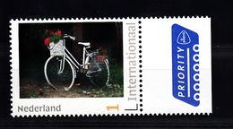 Nederland  Internationale Persoonlijke Zegel : Thema Fiets Met Bloemen, Bike With Flower - Unused Stamps