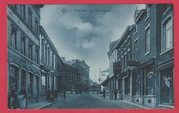 Tamines - Rue De La Station ... Belle Animation - S.B.P. - 1909 ( Voir Verso ) - Sambreville