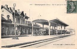 Champagnole            39           Intérieur De La Gare        (voir Scan) - Champagnole