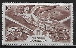 CAMEROUN    -    Aéro   -   1946    Y&T N° 31 * .    La Victoire  /   Chars D'assaut. - Airmail