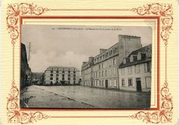 LANDERNEAU ***  CAROSSERIE JESTIN MENEZ  *** - Landerneau