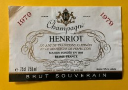 15019 - Champagne Henriot 1979 Brut Souverain - Champan