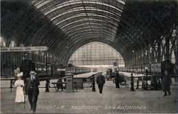 !  Alte Ansichtskarte Aus Frankfurt Am Main, Hauptbahnhof, Eisenbahn, Briefkasten - Frankfurt A. Main