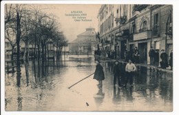 CPA 49 ANGERS Inondations 1910 En Radeau Quai National - Angers