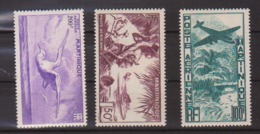 MARTINIQUE    N°  YVERT  :  PA 13/15     NEUF AVEC CHARNIERES      ( CHARN  03/ 48  ) - Posta Aerea