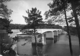 29	13	Clohars Carnoet	Le Nouveau Pont Sur La Laïta	11	Circulée 	1959 - Clohars-Carnoët