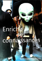 Publicité SIEMENS - Martien Marchant Dans La Rue - Espace