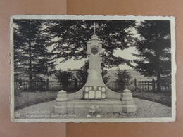 Cul-des-Sarts La Monument Aux Morts De La Guerre - Cul-des-Sarts