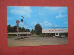 Myer Lee Motel  East Of  Winston Salem - North Carolina  Ref 4158 - Winston Salem