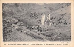 Baume-les-Messieurs         39      L'Hôtel Des Grottes Et Les 3 Cascades       (voir Scan) - Baume-les-Messieurs