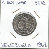 C12 Venezuela 1 Bolivar 1967. Y#42 - Venezuela