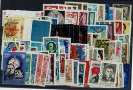 RUSSIA  LOT OF 103 STAMPS MINT VF!! - Verzamelingen