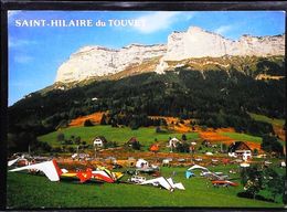 1980s  Deltaplane Rassemblement (Hang Gliding - Deltavliegen) - FRANCE SAINT HILAIRE DU TOUVET (38) - Parachutespringen