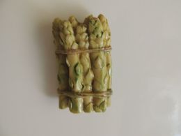 MAGNET  FRUITS ET LEGUMES -    BOTTE D ASPERGES - Otros & Sin Clasificación