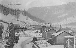 Morez         39       La Gare  Sous La Neige      ( Voir Scan) - Morez