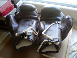 Old Boxing Gloves, Excellent Condition - Autres & Non Classés