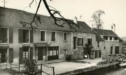 MERY HAMEAU DE VAUX FRATERNITE DOMINICAINE DE NOTRE DAME BETHLEEM - Mery Sur Oise