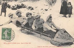 Saint Claude         39       Sport D'hiver 1910.   Un Bobsleigh. L'Ouragan          ( Voir Scan) - Saint Claude