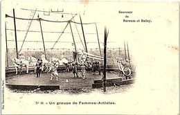 SPECTACLE --  Souvenir De Barnum Et Bailey - N° 10 - Un Groupe De Femme Artistes - Cirque