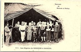 SPECTACLE --  Souvenir De Barnum Et Bailey - N° 9 - Les Rigolos De Barnum & Bailey - Cirque