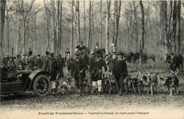 Fontainebleau * La Forêt * Vautrait Lebaudy En Route Pour L'attaque * Chasse à Courre * Vènerie * Meute - Fontainebleau