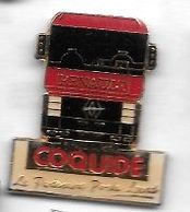 Pin's  Transport, Camion  RENAULT  Rouge, COQUIDE  Le  Partenaire  Poids  Lourds - Renault