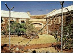 (A 4) Australia - WA - Roebne - Roebourne Jail - Gefängnis & Insassen