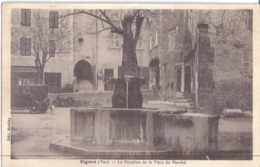 SIGNES  LA FONTAINE DE LA PLACE DU MARCHE - CARTE ANIMEE  1938 - Signes